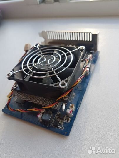 Видеокарта Sapphire Radeon HD 5670