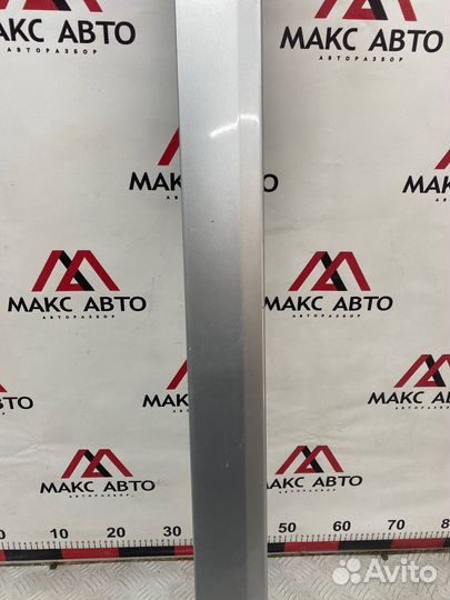 Б/У накладка двери внешняя (молдинг) передний