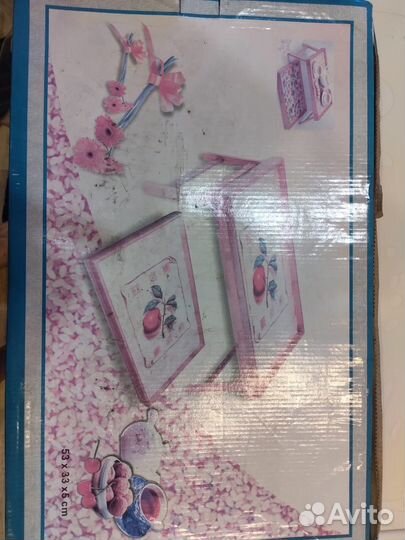 Поднос деревянный на ножках