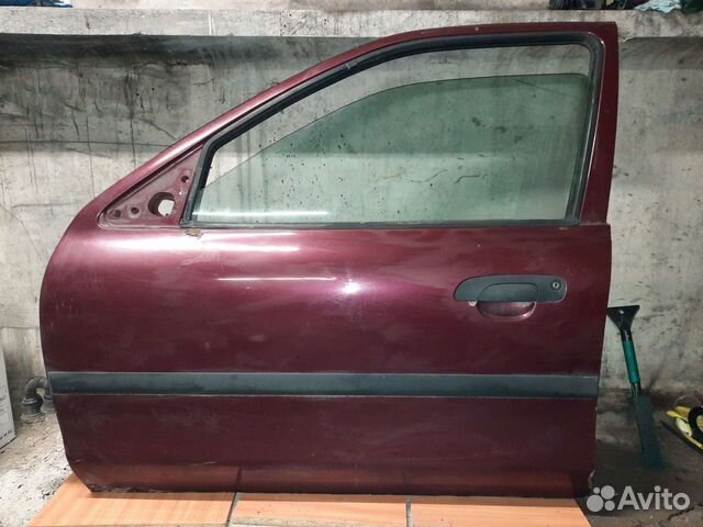 Передняя левая дверь ford mondeo 1