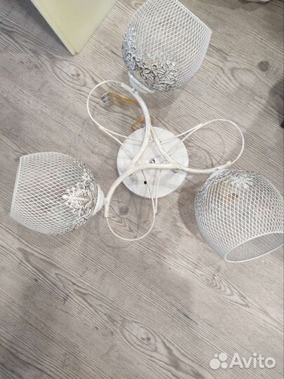 Светильники потолочные