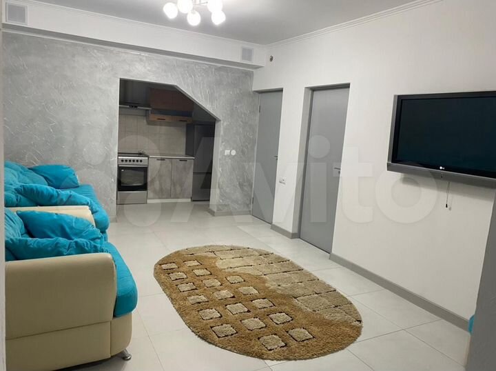 2-к. квартира, 56 м², 1/5 эт.