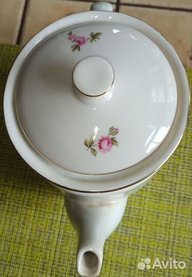 Фарфоровый заварочный чайник thun