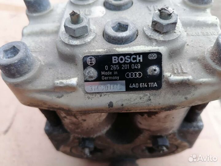 Блок абс Audi 80 B4