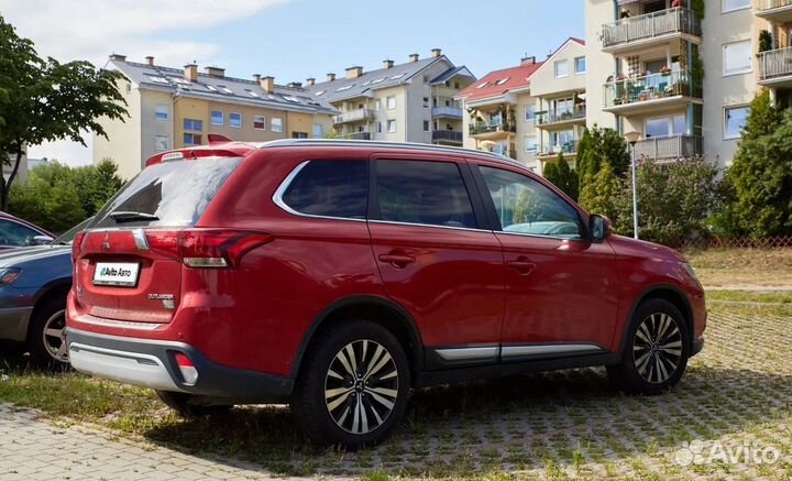 Mitsubishi Outlander 2.0 CVT, 2018, 93 200 км