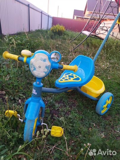 Детский трехколесный велосипед