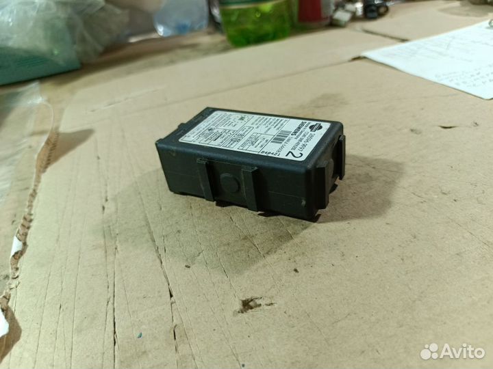 Блок управления иммобилайзером Nissan Terrano