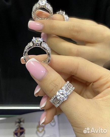 Серебряное кольцо graff