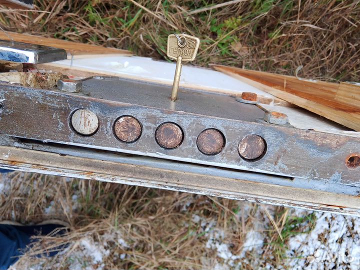 Дверь входная металлическая