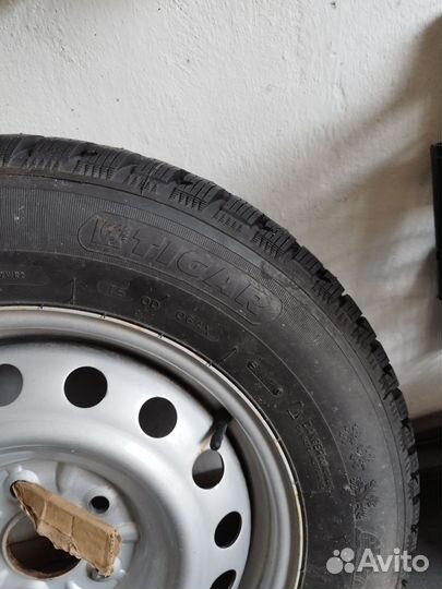 Tigar SUV Ice 215/65 R16 102T