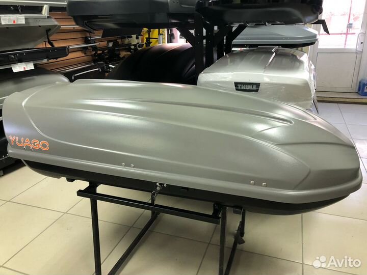 Автобокс багажник на крышу Toyota Prius