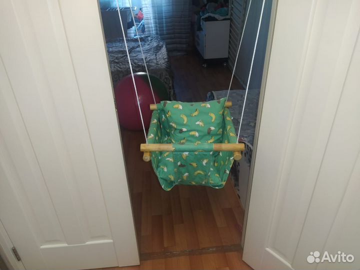 Детская качеля