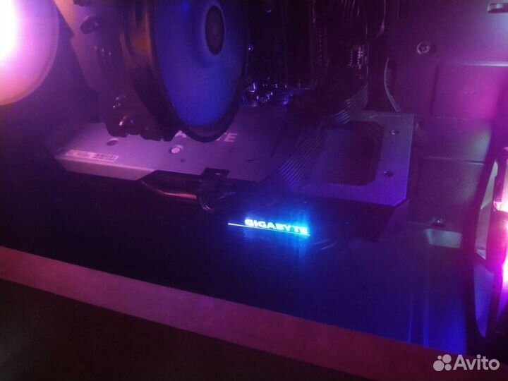 Видеокарта gigabyte RTX3050 8GB