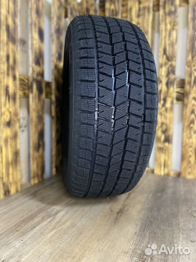 Sailun Ice Blazer Arctic SUV 225/65 R17 102S