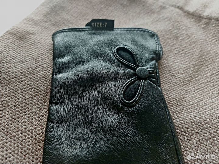 Перчатки женские кожаные новые 7 размер