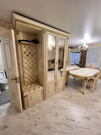 2-к. квартира, 52 м², 1/9 эт.