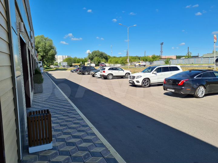 Торговая площадь, 65 м²