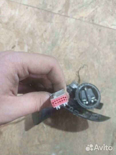 Зеркало боковое правое Ford Fiesta Mk7 2015