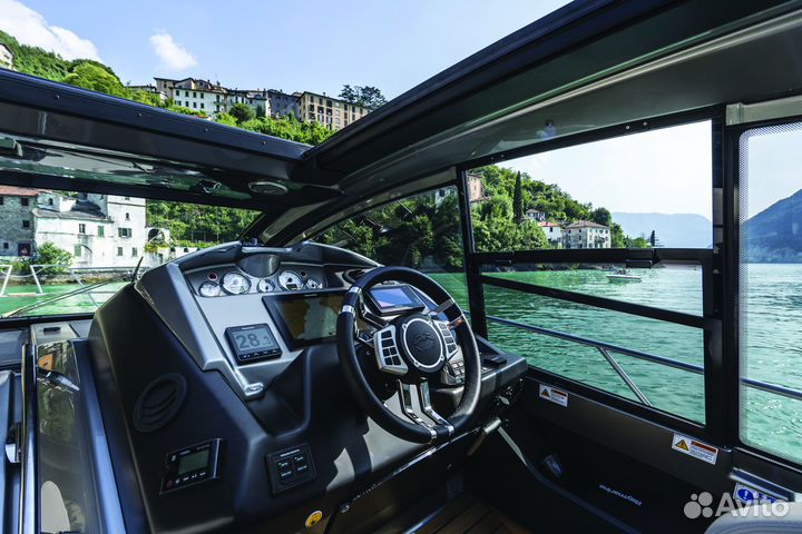 Яхта Cranchi M44HT, 2024