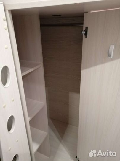 Детская кровать 3 в 1 со столом и шкафом