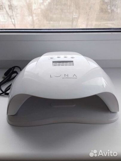 Для наращивания ногтей