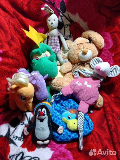 Мягкие игрушки ручной работы в ассортименте