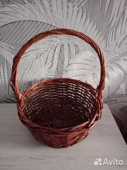 Корзины плетеные из ивы, ротанга