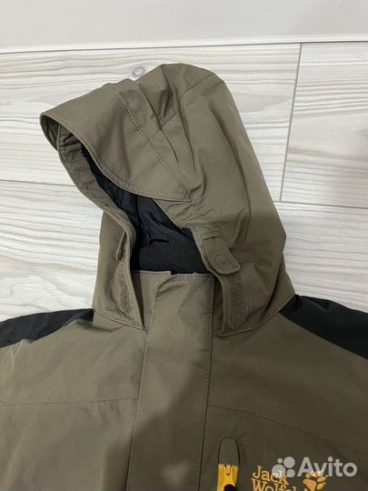 Куртка ветровка на мальчика 104-110