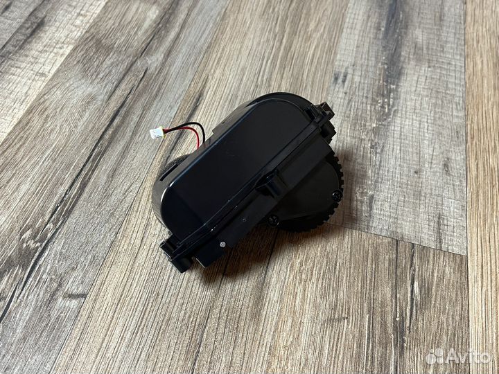 Колесо левое (L) RED RV-R56S