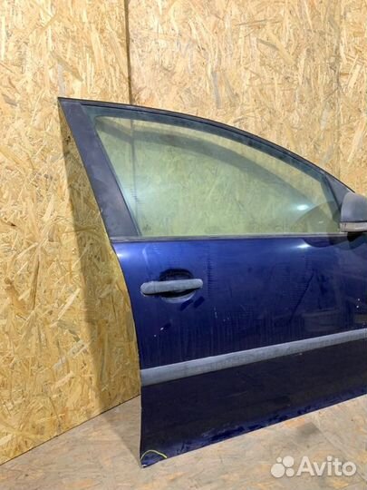 Дверь передняя правая Volkswagen Golf 5 (5 хб)