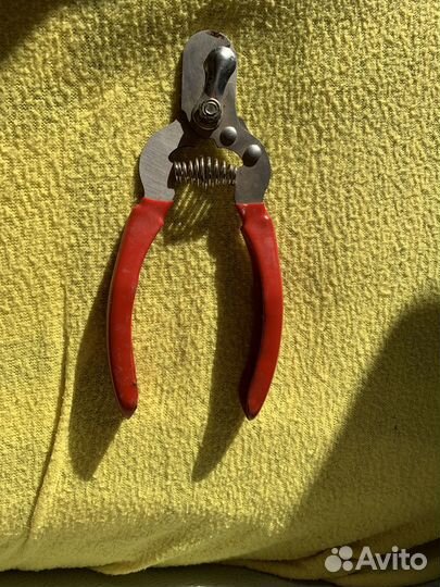 Когтерезка для мелких собак