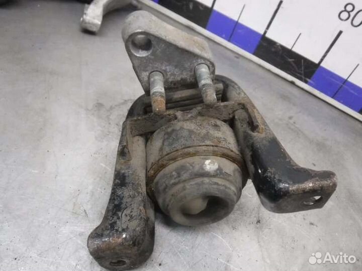 Опора двигателя правая Toyota Corolla 120 4ZZ 2006