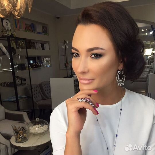 Макияж и укладка