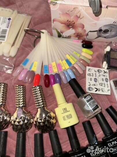 Маникюрный набор с лампой