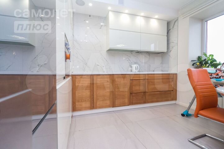 3-к. квартира, 113,4 м², 11/16 эт.