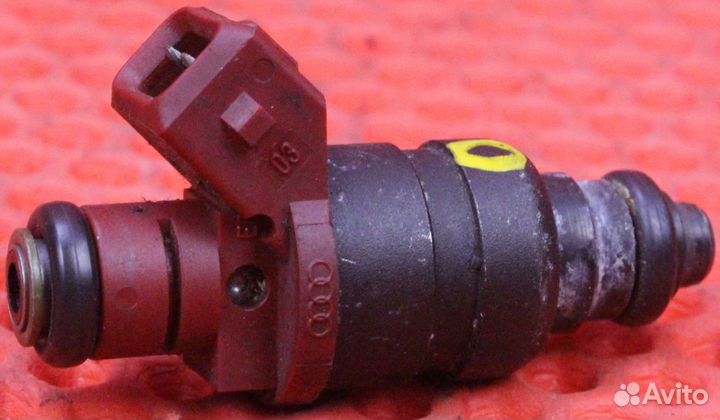 Форсунка топливная Audi A4 8D2 ACK, ALG, APR, AQD