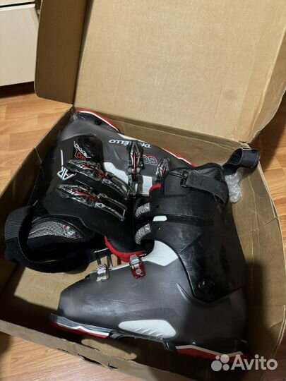 Лыжные ботинки dalbello