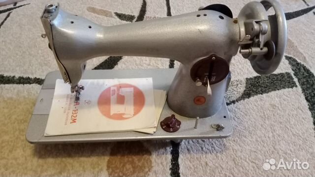 Швейная машина Чайка-132М