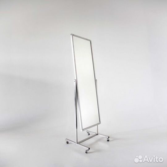 Зеркало напольное Nobility на колесах, 550Lх1774H