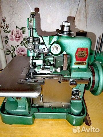 Швейная машинка оверлок объявление продам