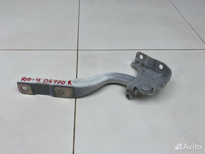 Петля капота правая Kia RIO IV (YB) 2017