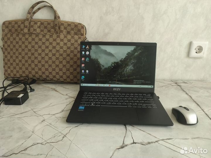 MSI Modern 14 C12M-233XRU