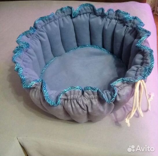 Лежанка для питомца