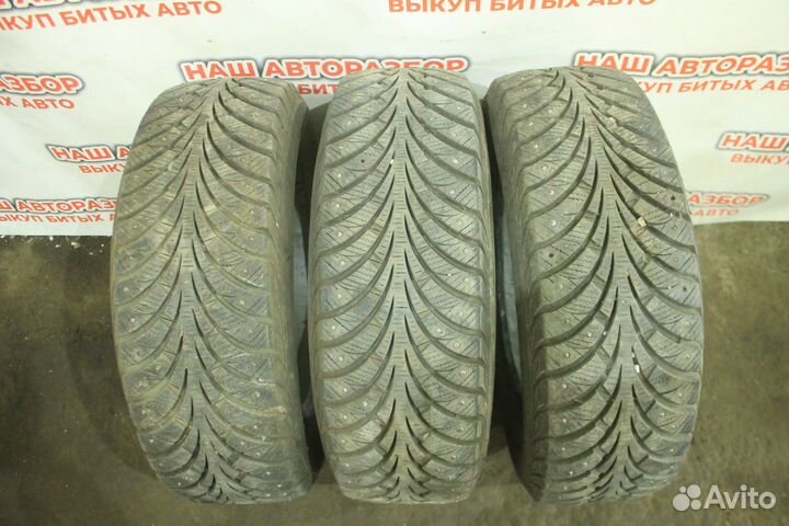 Sava Eskimo Stud 215/65 R16