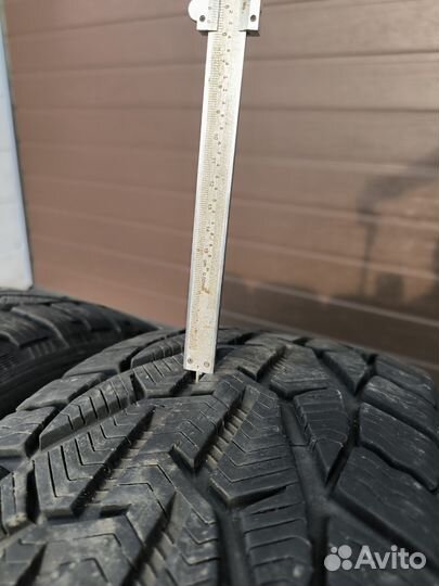 Kormoran Snow 225/50 R17 94H