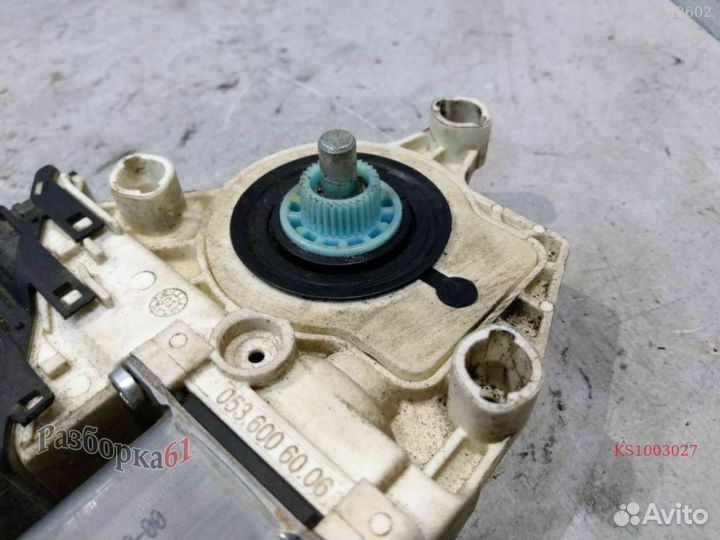 Мотор стеклоподъемника volkswagen tiguan Задний правый