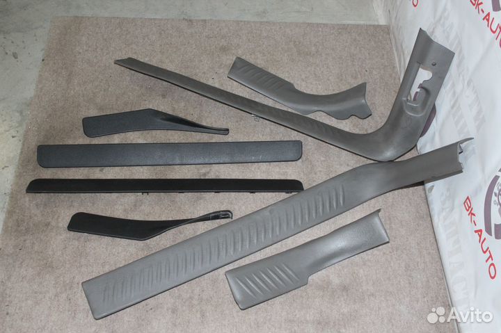 Порожки салонные комплект Chevrolet TrailBlazer 1