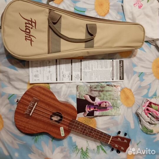 Укулеле flight