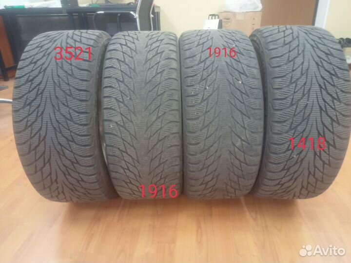 Комплект колес Nokian Hakkapelitta 245/40R18