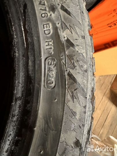 Hankook Winter I'Cept IZ2 225/55 R19